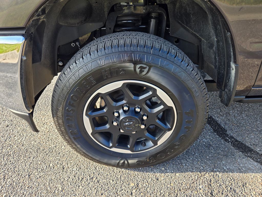 2025 Ram 2500 Laramie photo 30