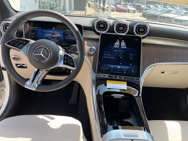 2025 Mercedes Benz GLC 300 4MATIC photo 14