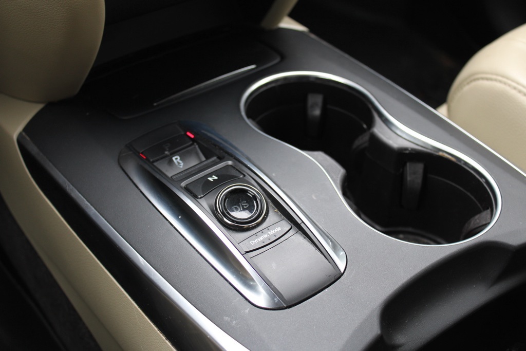 2018 Acura MDX SH-AWD Technology Entertainment photo 20