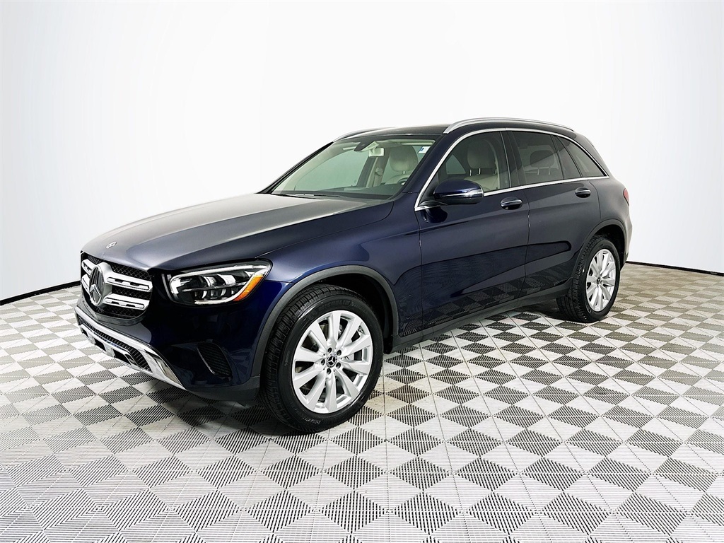 2020 Mercedes Benz GLC 300 photo 3