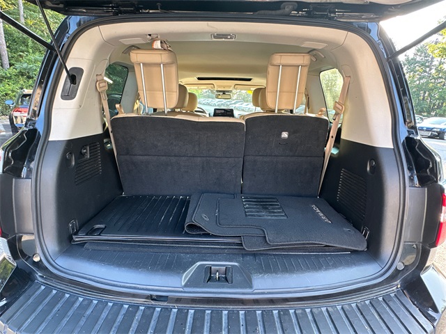 2023 Nissan Armada SL photo 18