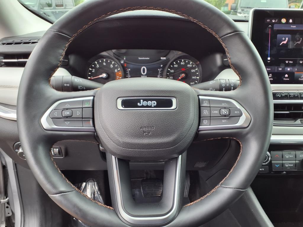 2022 Jeep Compass Limited photo 12