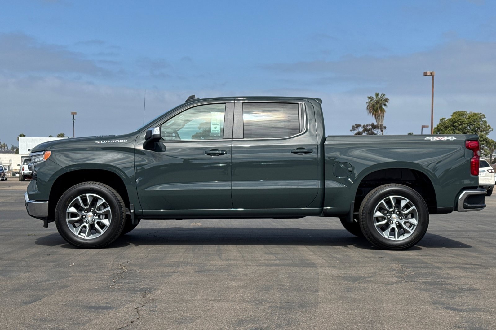 2025 Chevrolet Silverado 1500 photo 7