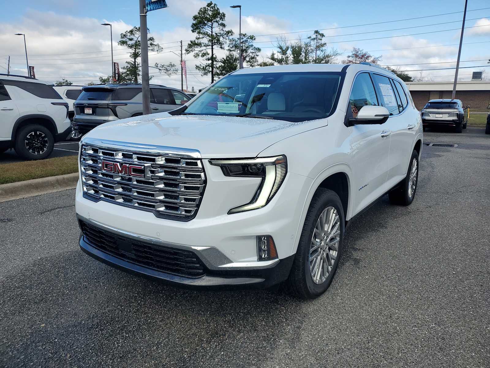 2026 GMC Acadia Denali's photo