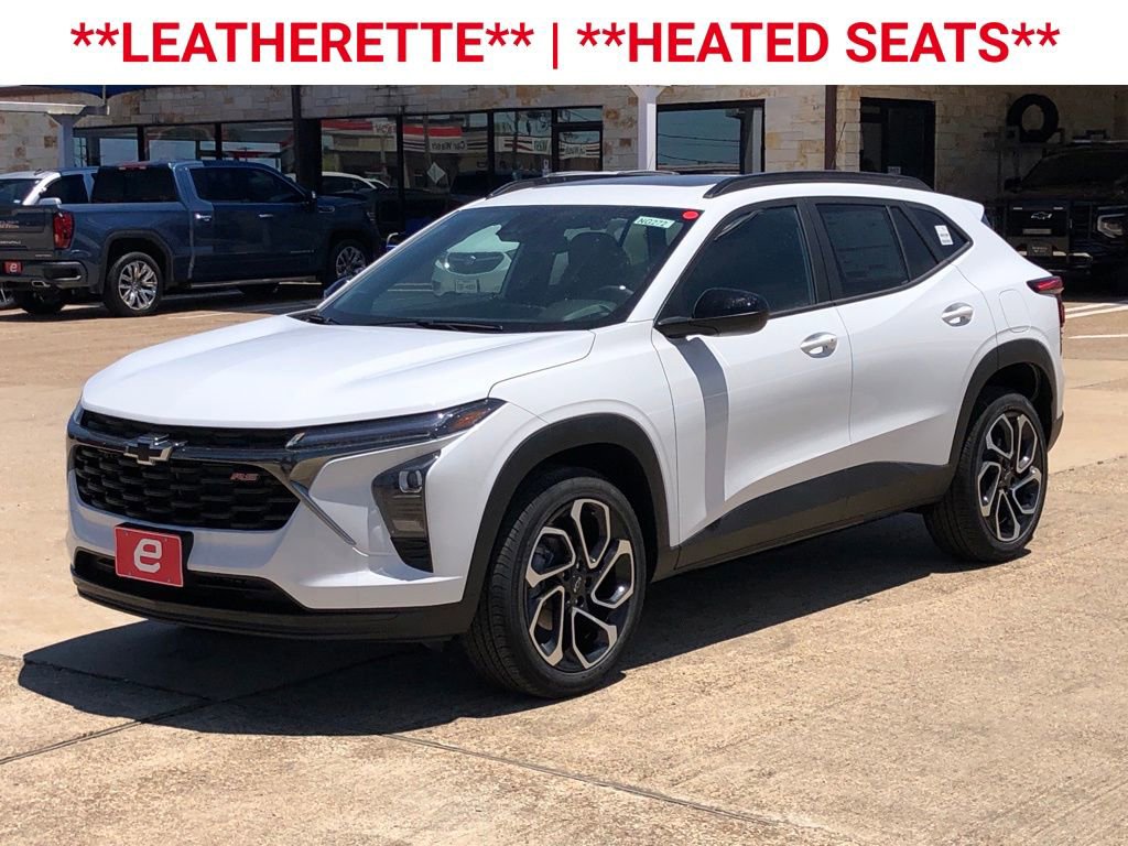 2025 Chevrolet Trax photo 3
