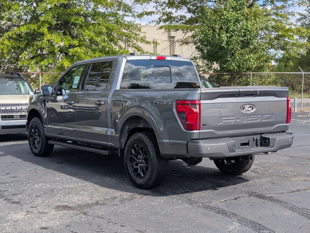 2025 Ford F-150 XLT photo 4