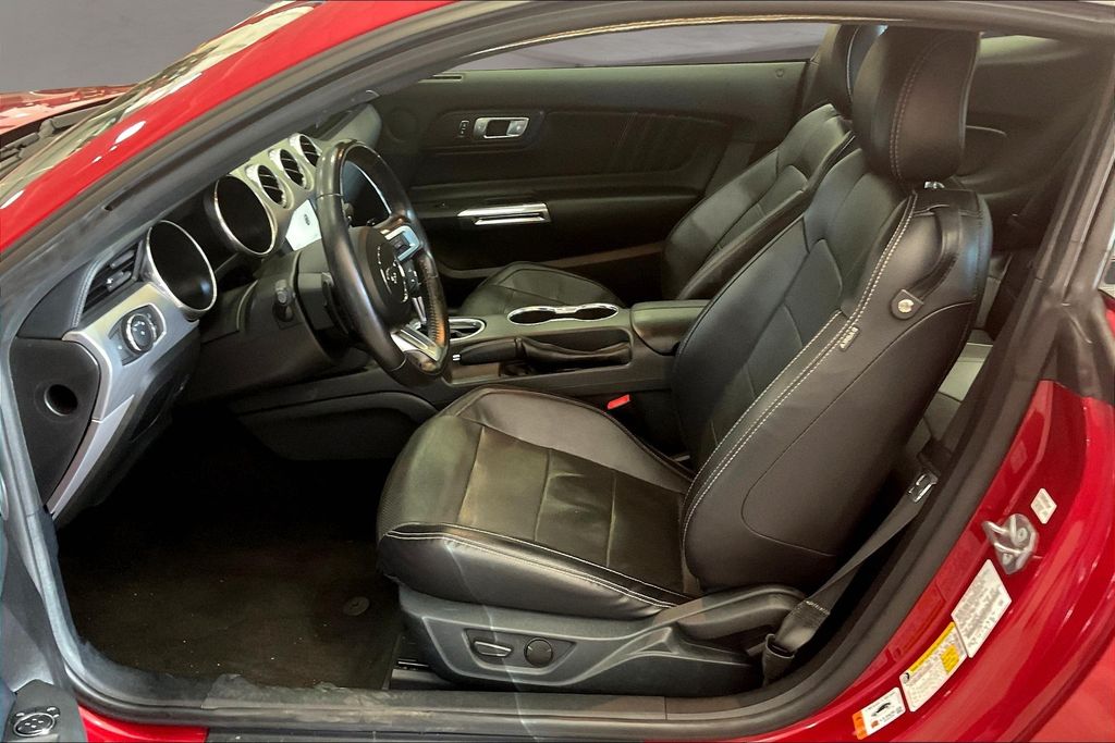 2021 Ford Mustang GT Premium photo 19