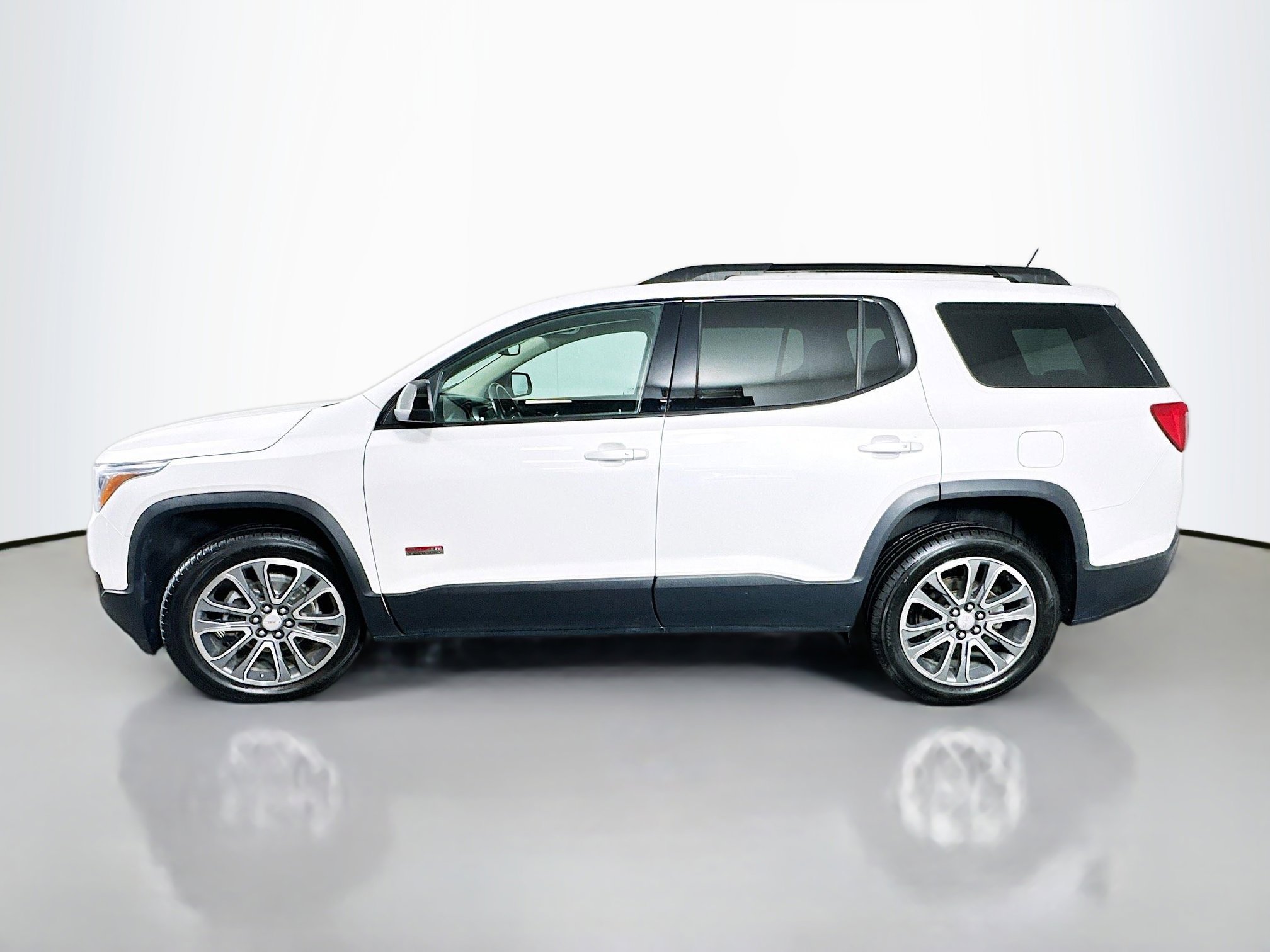 2017 Gmc Acadia SLT photo 4