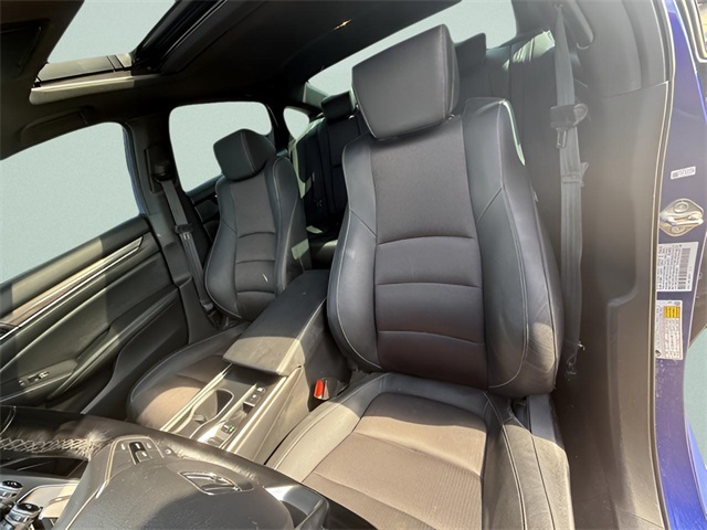 2020 Honda Accord Sport 2.0T photo 15