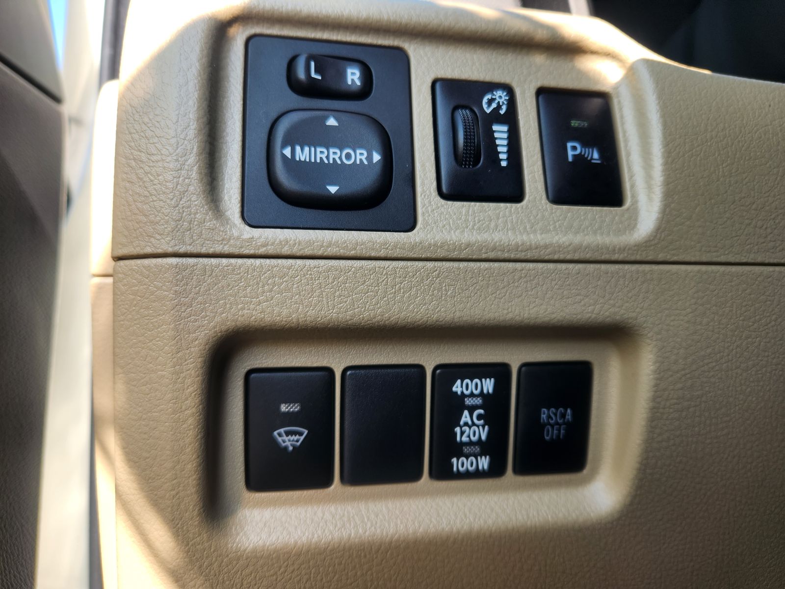 2013 Toyota 4Runner SR5 photo 22