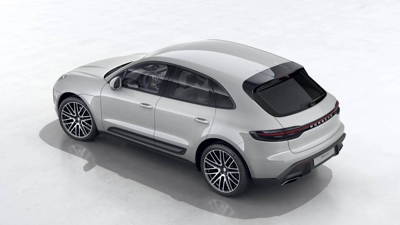 2026 Porsche Macan T photo 4