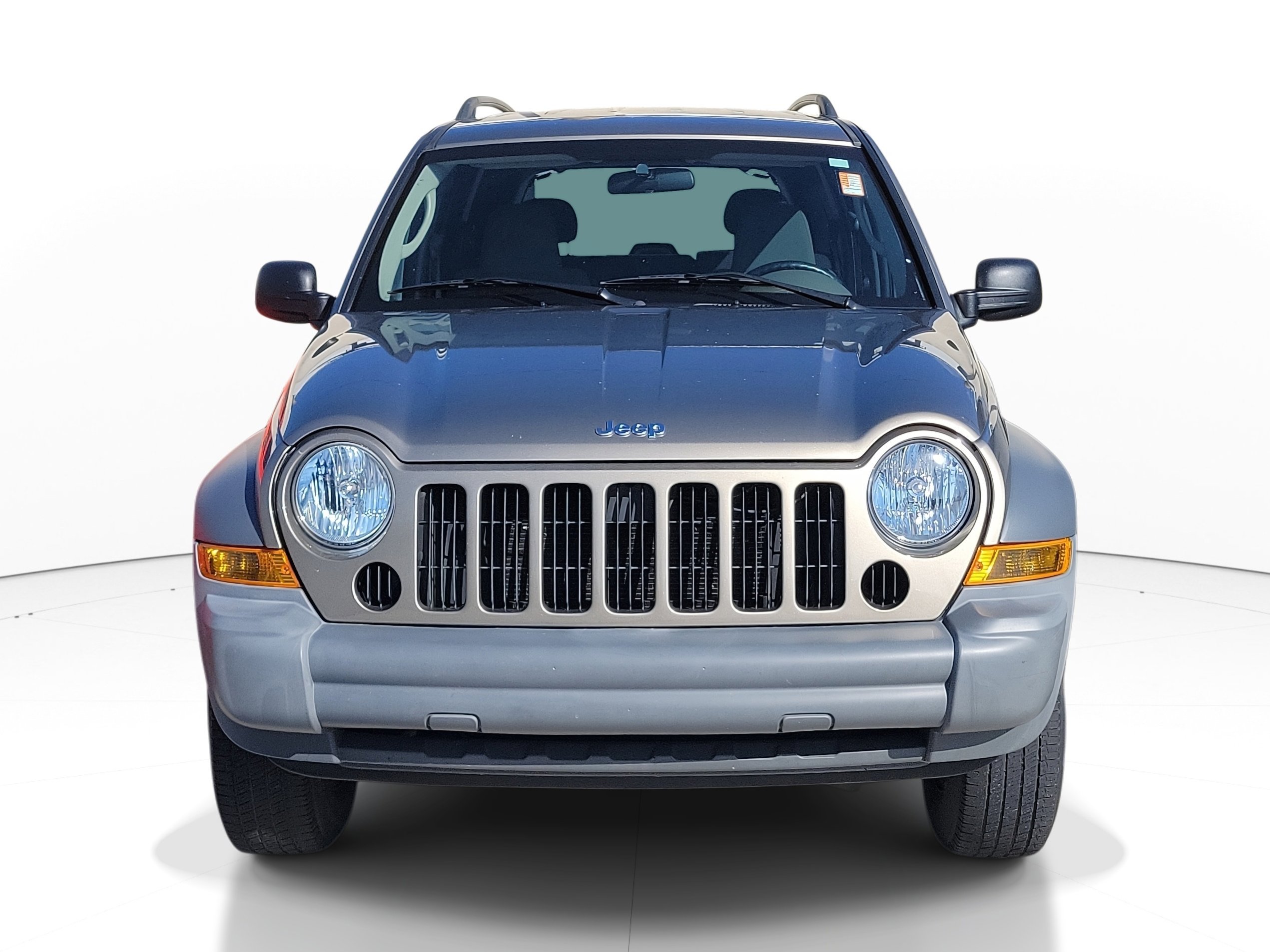 Used 2005 Jeep Liberty Sport with VIN 1J4GK48KX5W559544 for sale in Sarasota, FL
