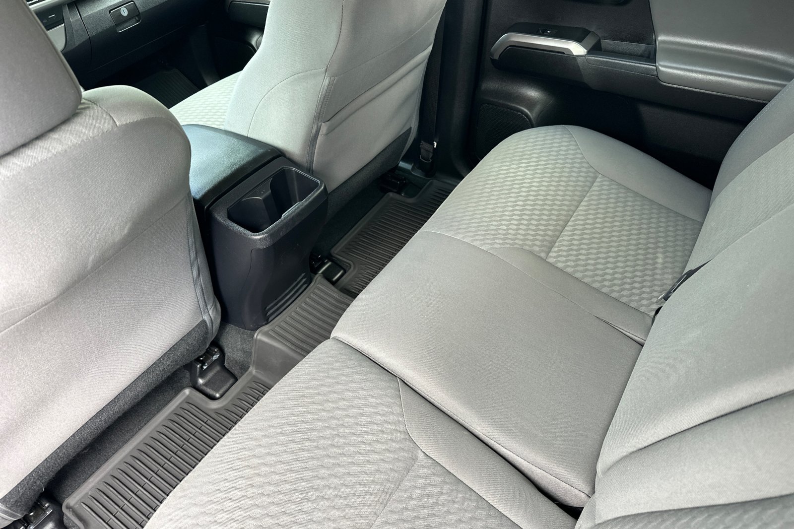2022 Toyota Tacoma SR5 photo 11