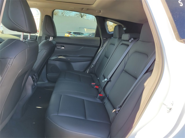 2025 Nissan Murano SL photo 15