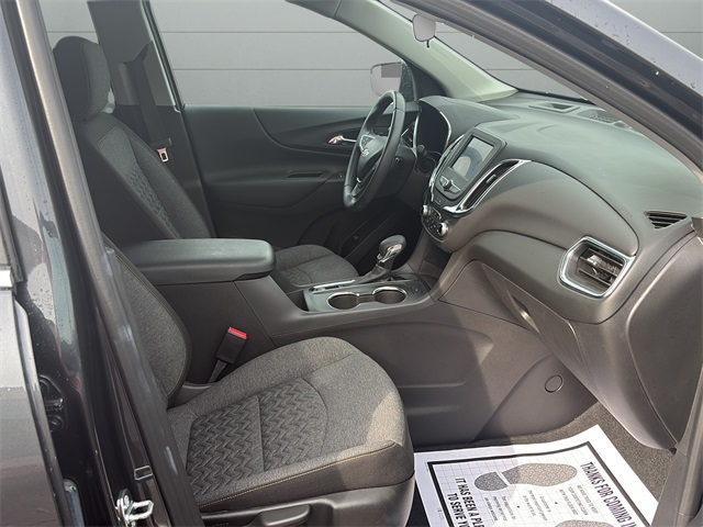 2022 Chevrolet Equinox LT photo 27