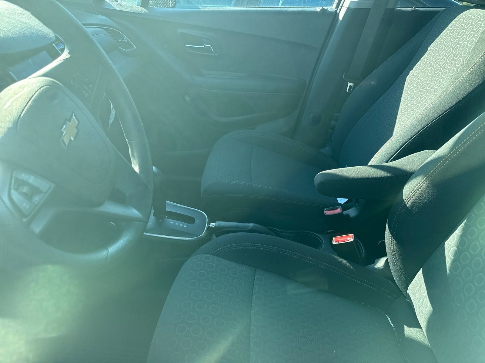 2020 Chevrolet Trax LS photo 5