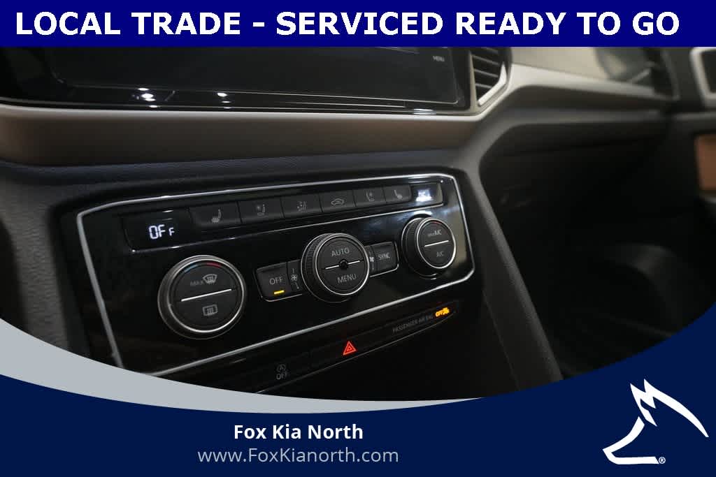 2022 Volkswagen Atlas Cross Sport V6 SEL Premium R-Line photo 14