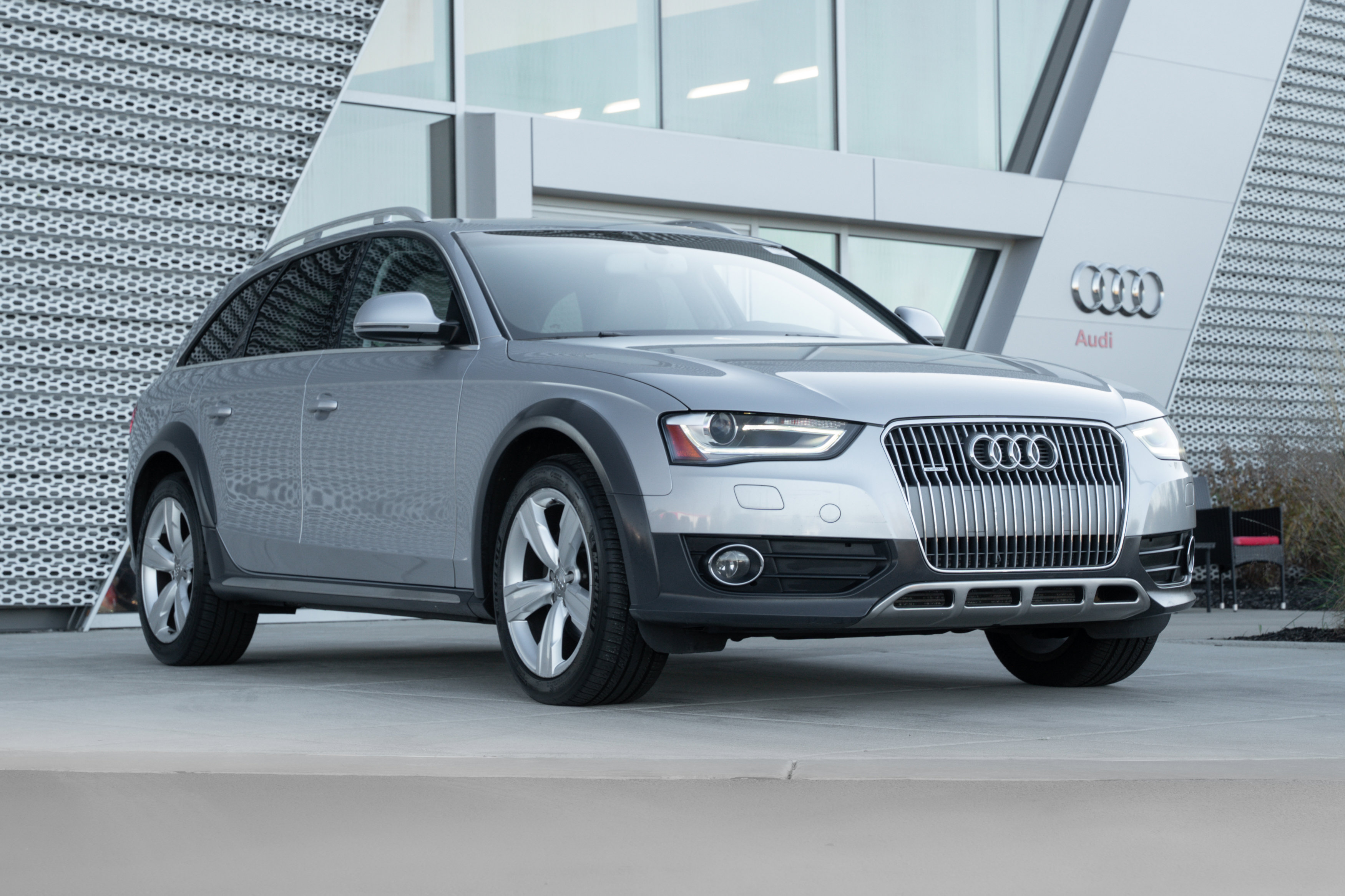 2015 Audi allroad Premium Plus's photo