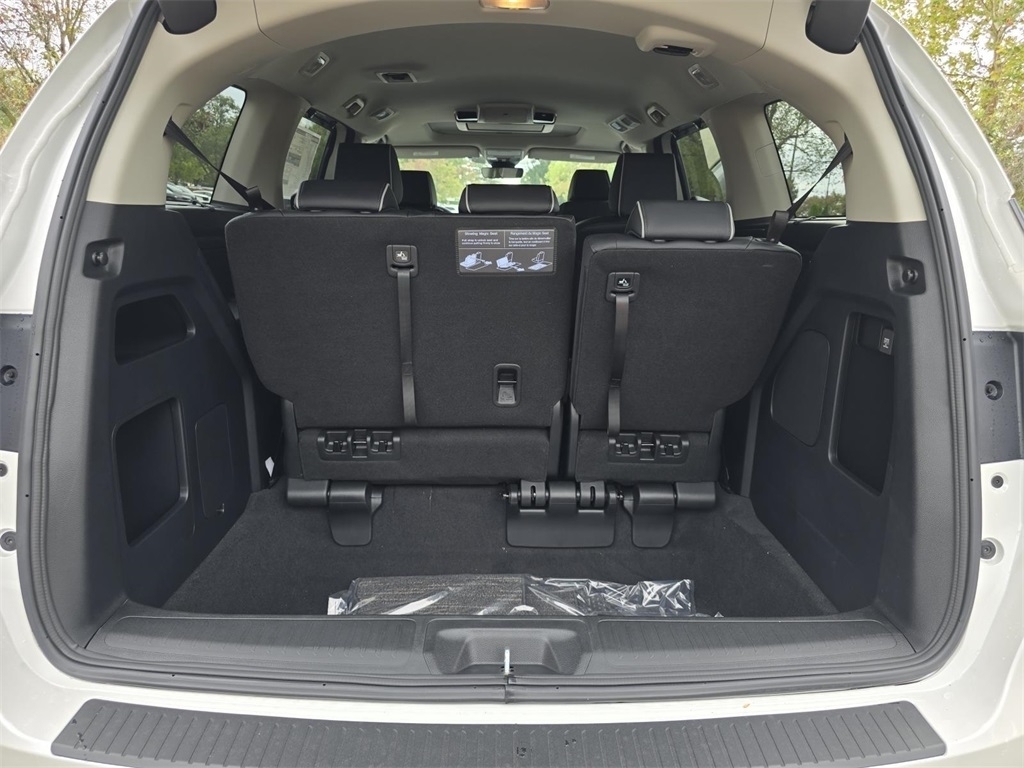 2026 Honda Odyssey Touring photo 18