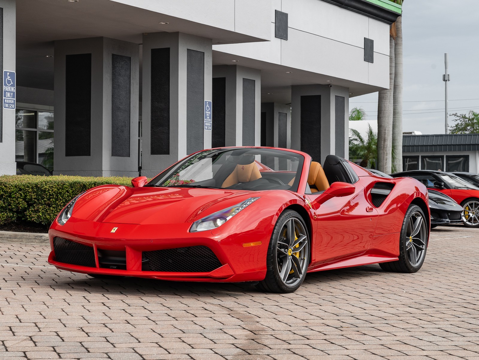 2019 Ferrari 488 Spider photo 38
