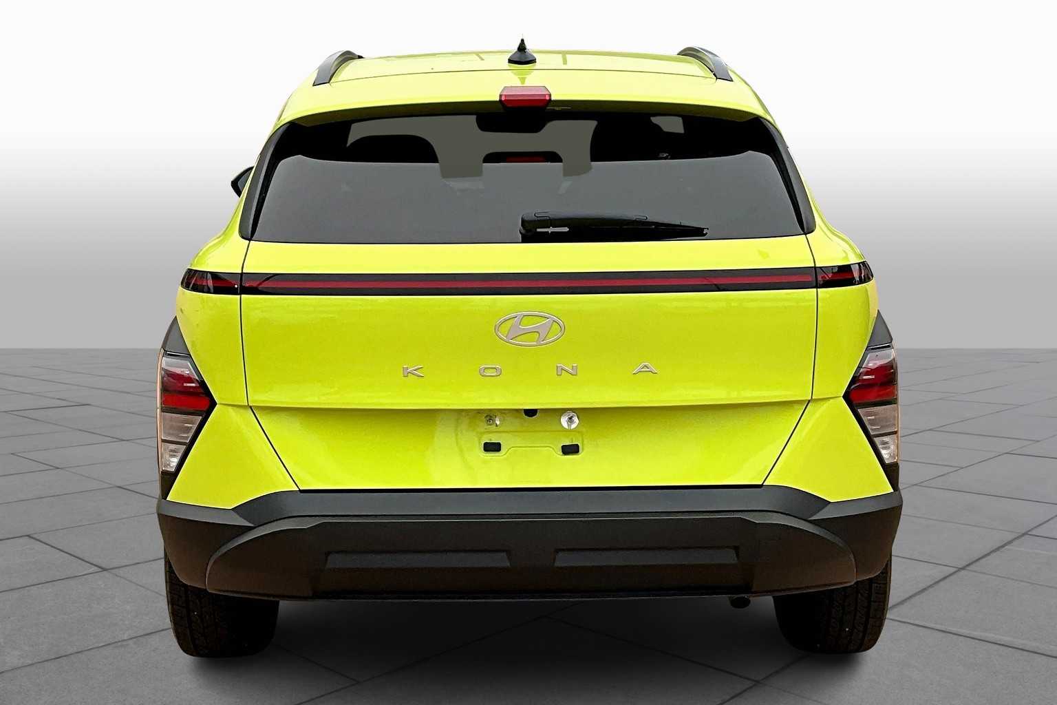 2024 Hyundai Kona SEL photo 4