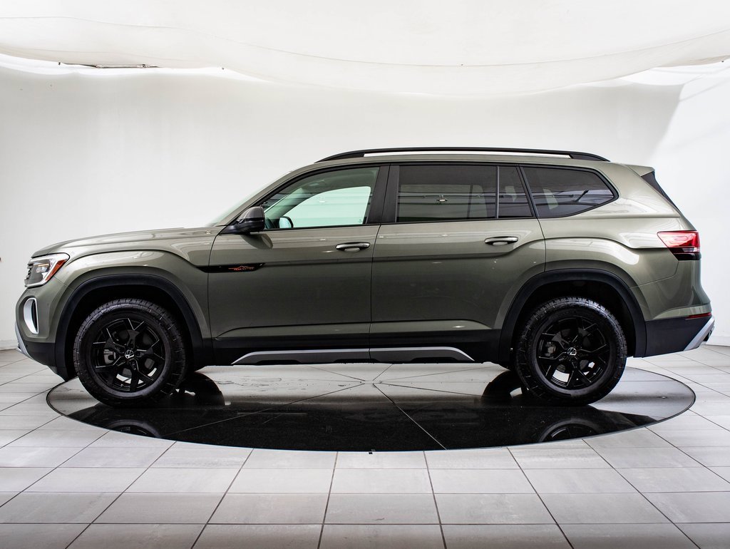 2025 Volkswagen Atlas Peak Edition SE photo 4