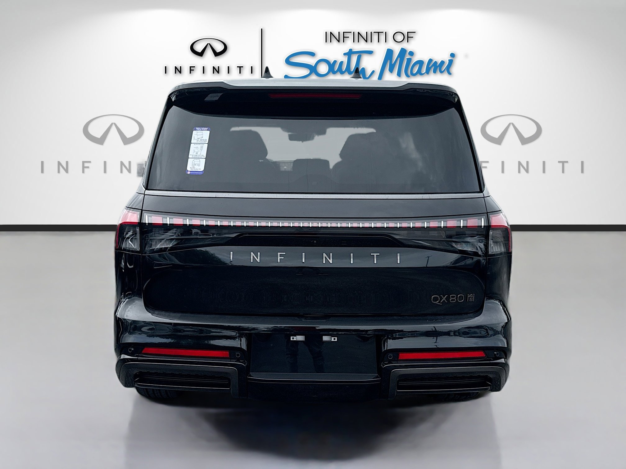 2026 Infiniti QX80 photo 3