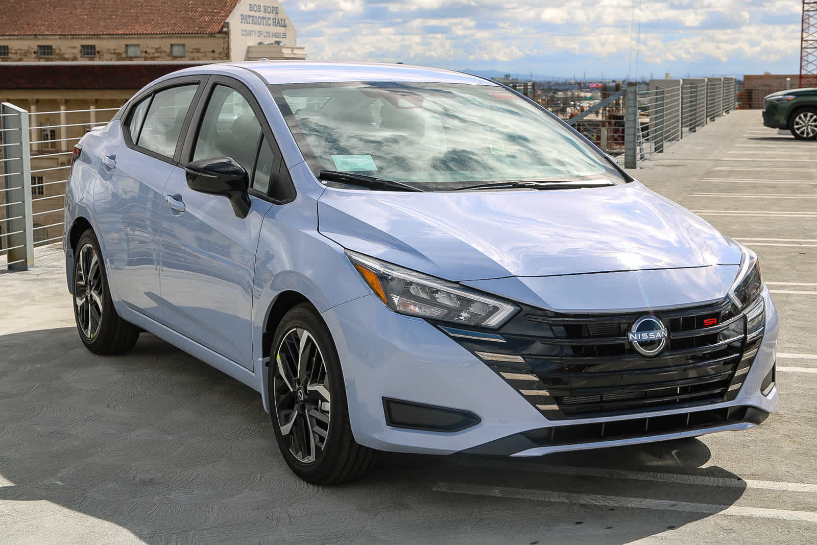 2025 Nissan Versa SR photo 3