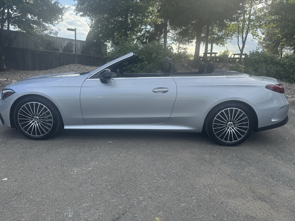 2024 Mercedes Benz CLE 300 4MATIC photo 3