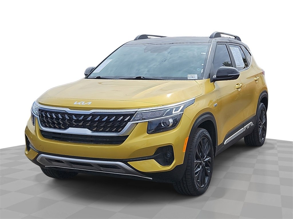 2023 Kia Seltos Nightfall's photo