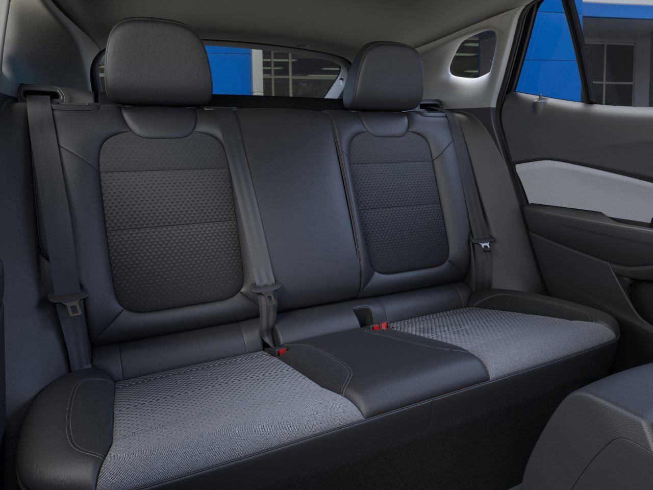 2025 Chevrolet Trax LT photo 9
