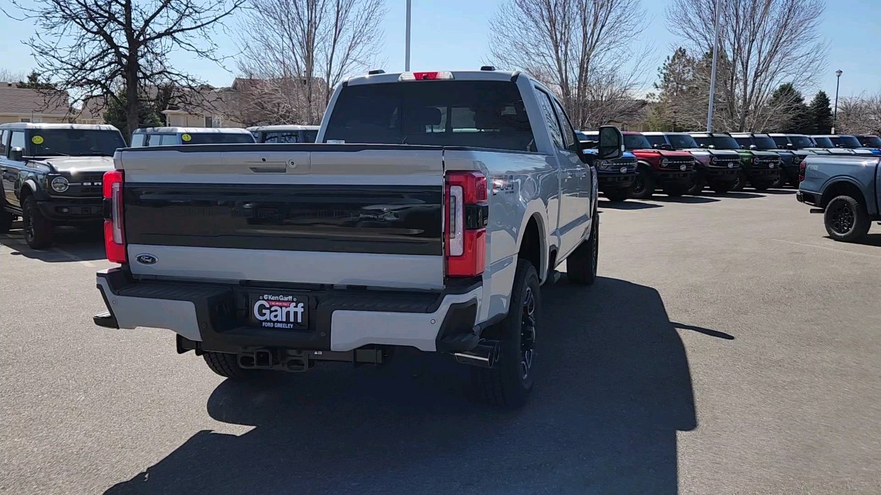 2025 Ford F-350 Platinum photo 2