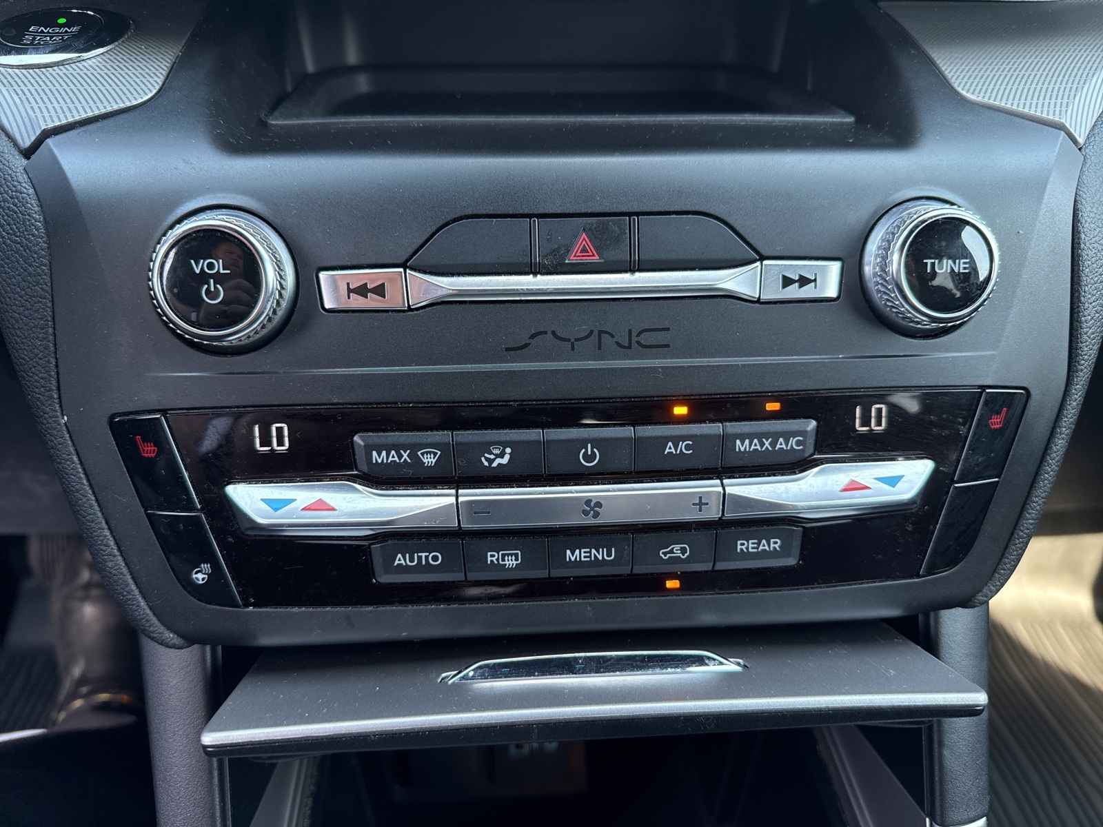 2020 Ford Explorer XLT photo 10
