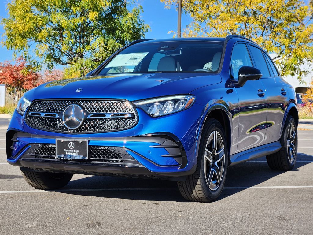 2026 Mercedes Benz GLC 300 4MATIC photo 3