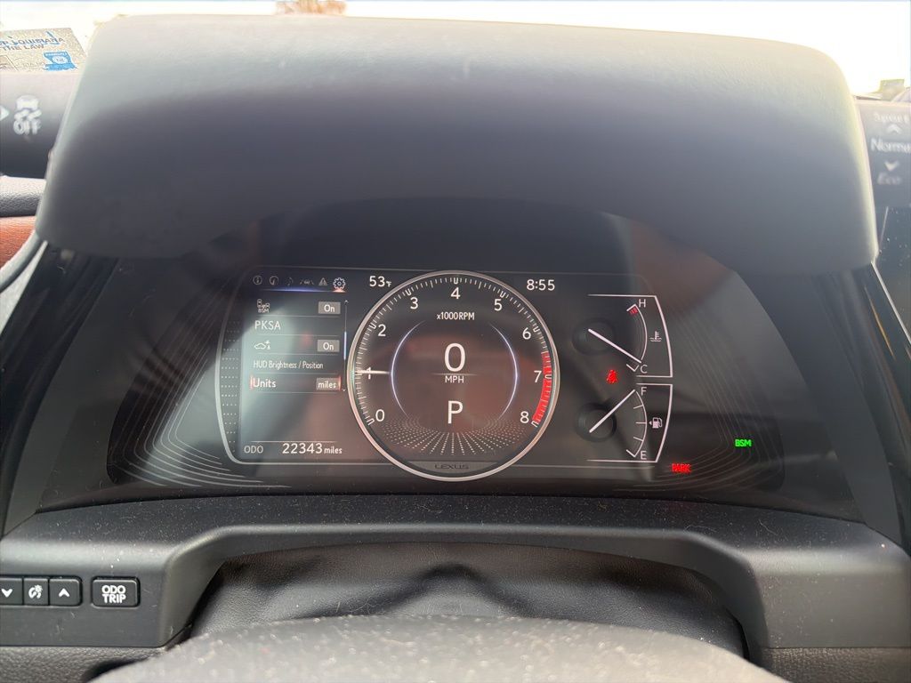 2024 Lexus ES 350 Luxury photo 3