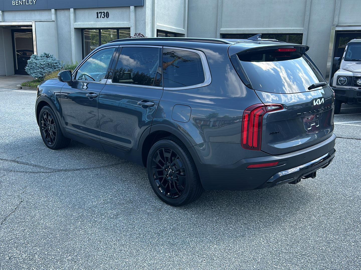 2022 Kia Telluride EX photo 4