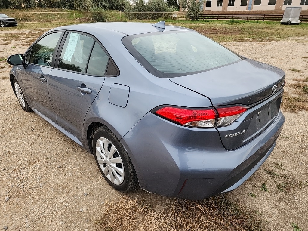 2021 Toyota Corolla LE photo 3