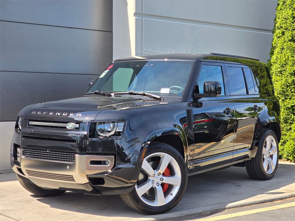 2025 Land Rover Defender X's photo