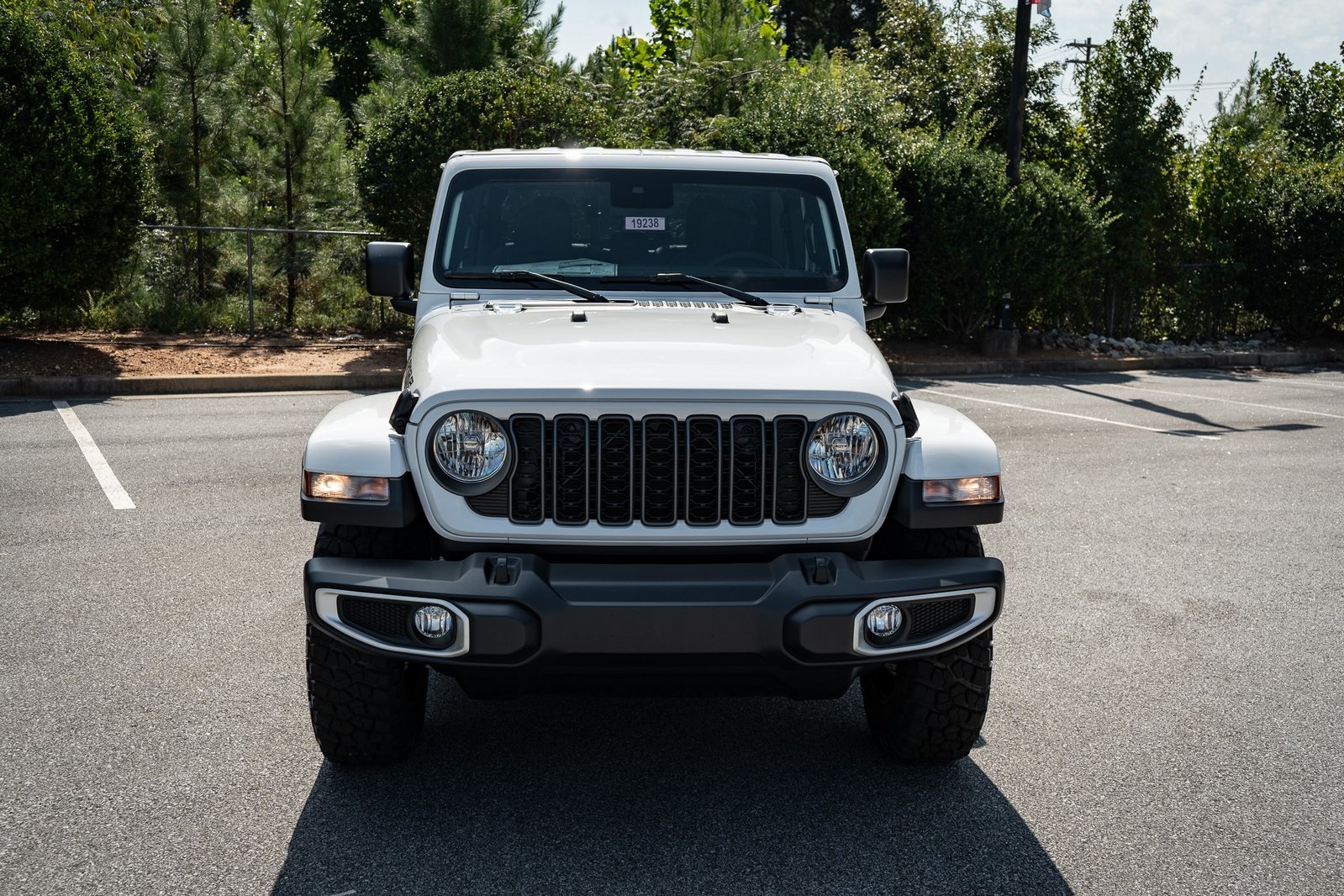 2025 Jeep Gladiator Sport photo 2