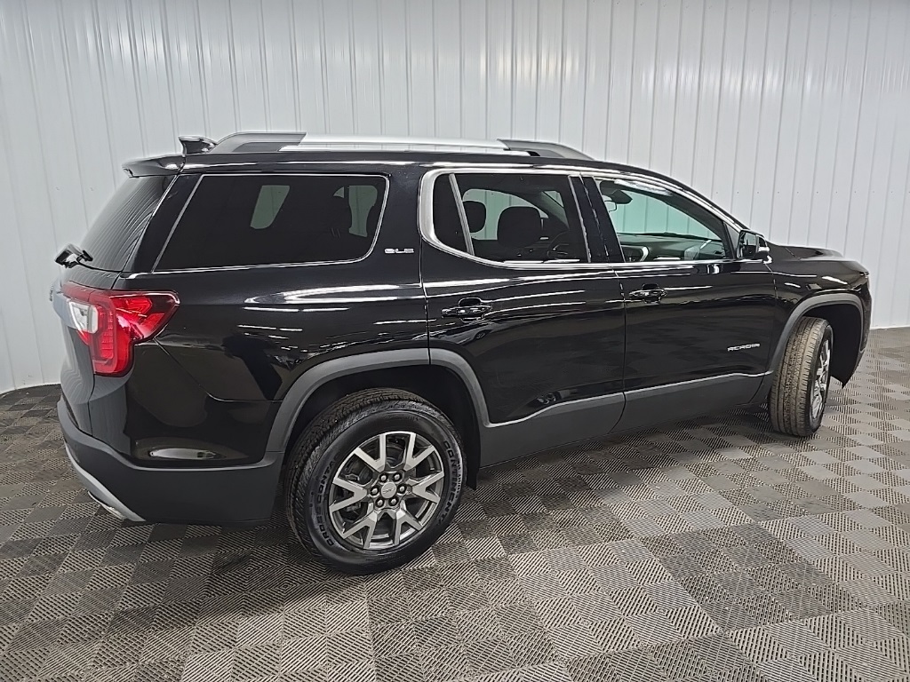 2023 Gmc Acadia SLE photo 2