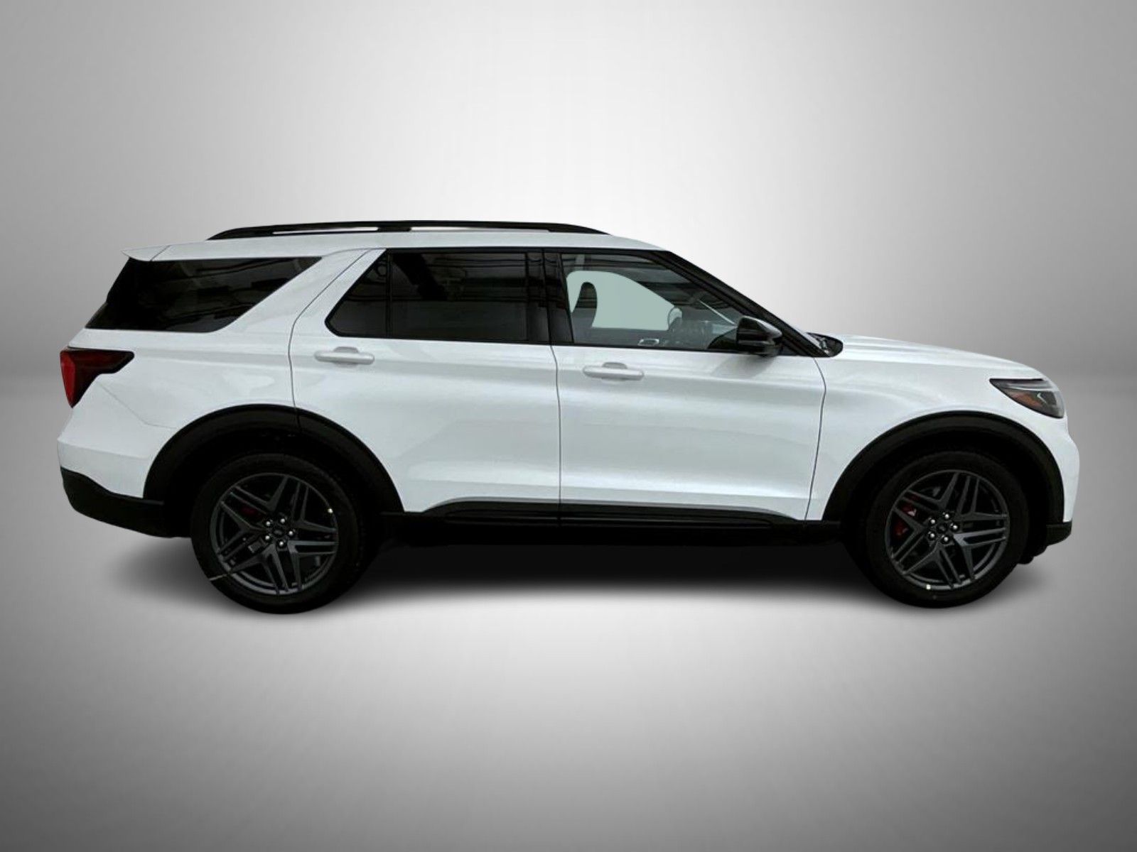 2025 Ford Explorer ST Sport photo 4