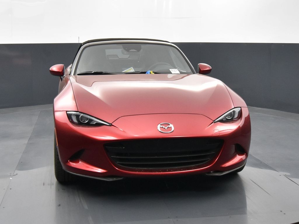 2025 Mazda MX-5 Miata Miata Grand Touring photo 2