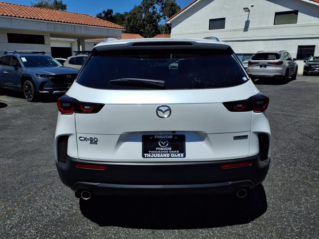 2025 Mazda CX-50 2.5 Select photo 19