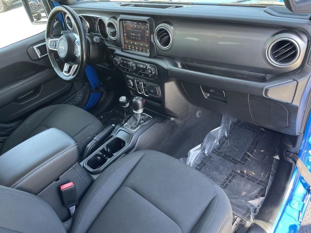 2021 Jeep Wrangler Unlimited Sahara photo 8