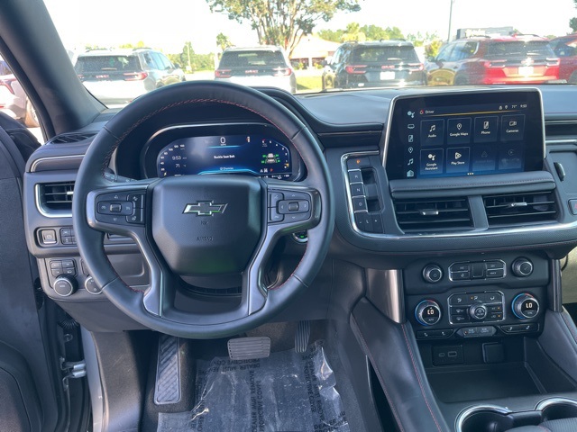 2024 Chevrolet Suburban RST photo 15
