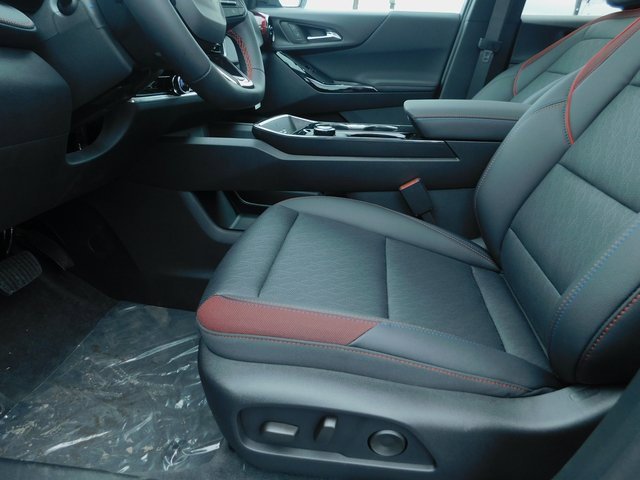 2025 Chevrolet Equinox RS photo 18