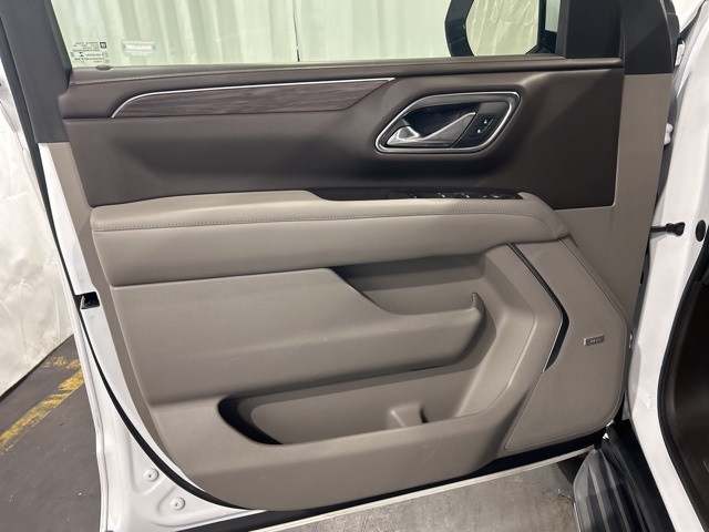2021 Chevrolet Tahoe LT photo 14