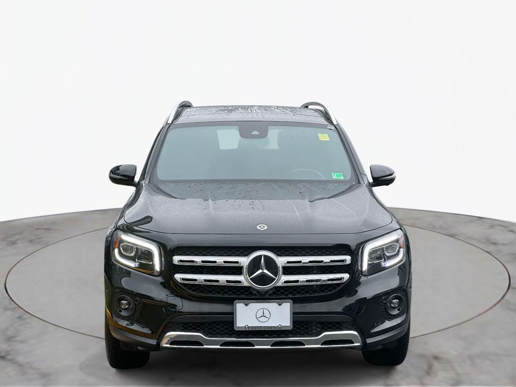 2022 Mercedes Benz GLB 250 4MATIC photo 2