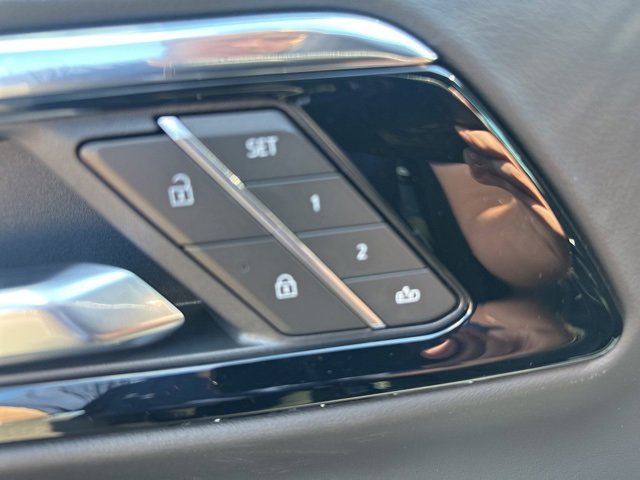 2025 Chevrolet Tahoe Premier photo 11