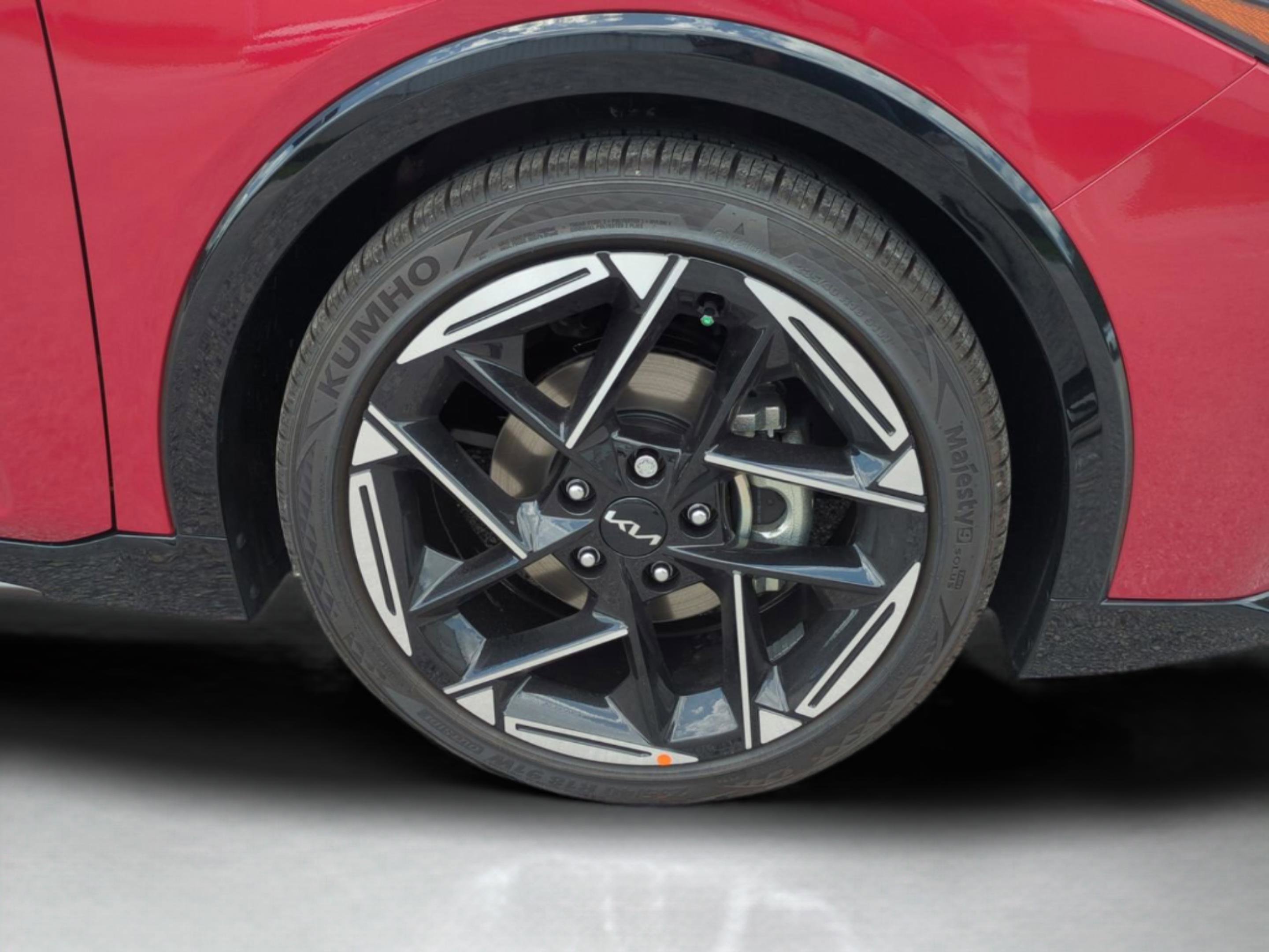 2025 Kia K4 GT-Line photo 29